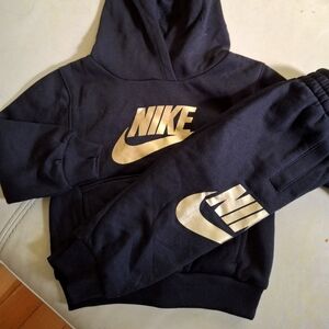 Nike Toddler Boys Tracksuit Black and Gold Hoodie and Joggers 2pc Set. NEW